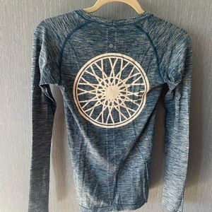 Lululemon Swiftly Tech Long Sleeve Crew w/ SoulCycle wheel (4)